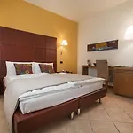 Meridiana Hotel 3*