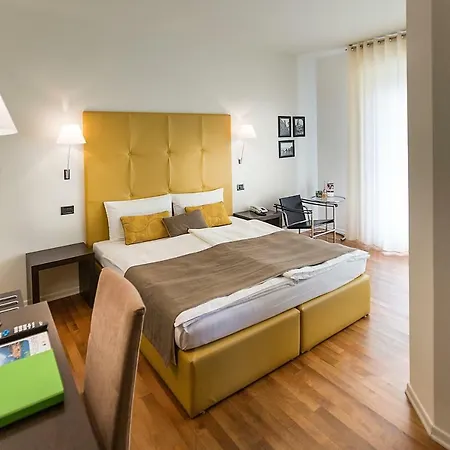 Meridiana 3* Malcesine