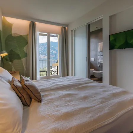 Meridiana مالتشيزينيه